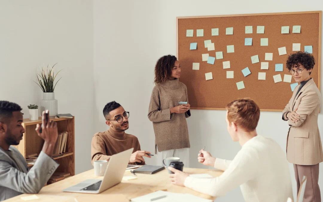 Lluvia de Ideas: Técnicas para estimular la creatividad