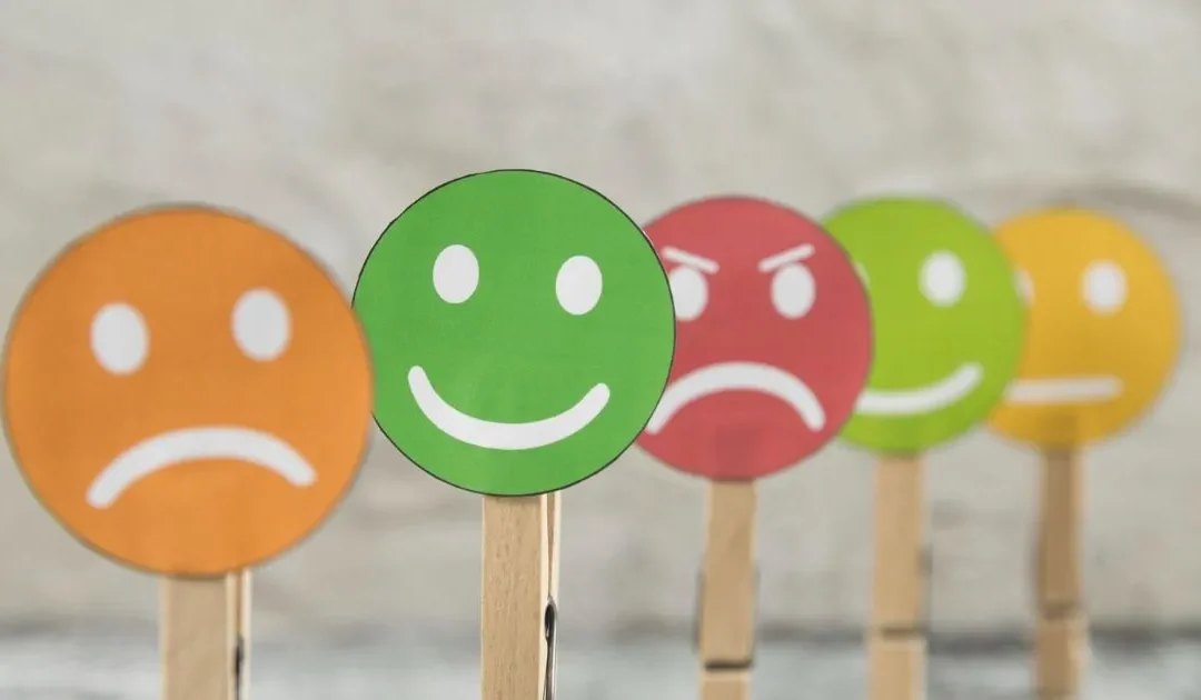 Cómo las encuestas con IA mejoran la satisfacción de tus clientes